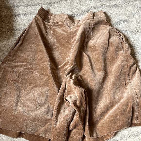 Vintage Marc D’Alcy Crushed Velvet Shorts - Picture 7 of 7